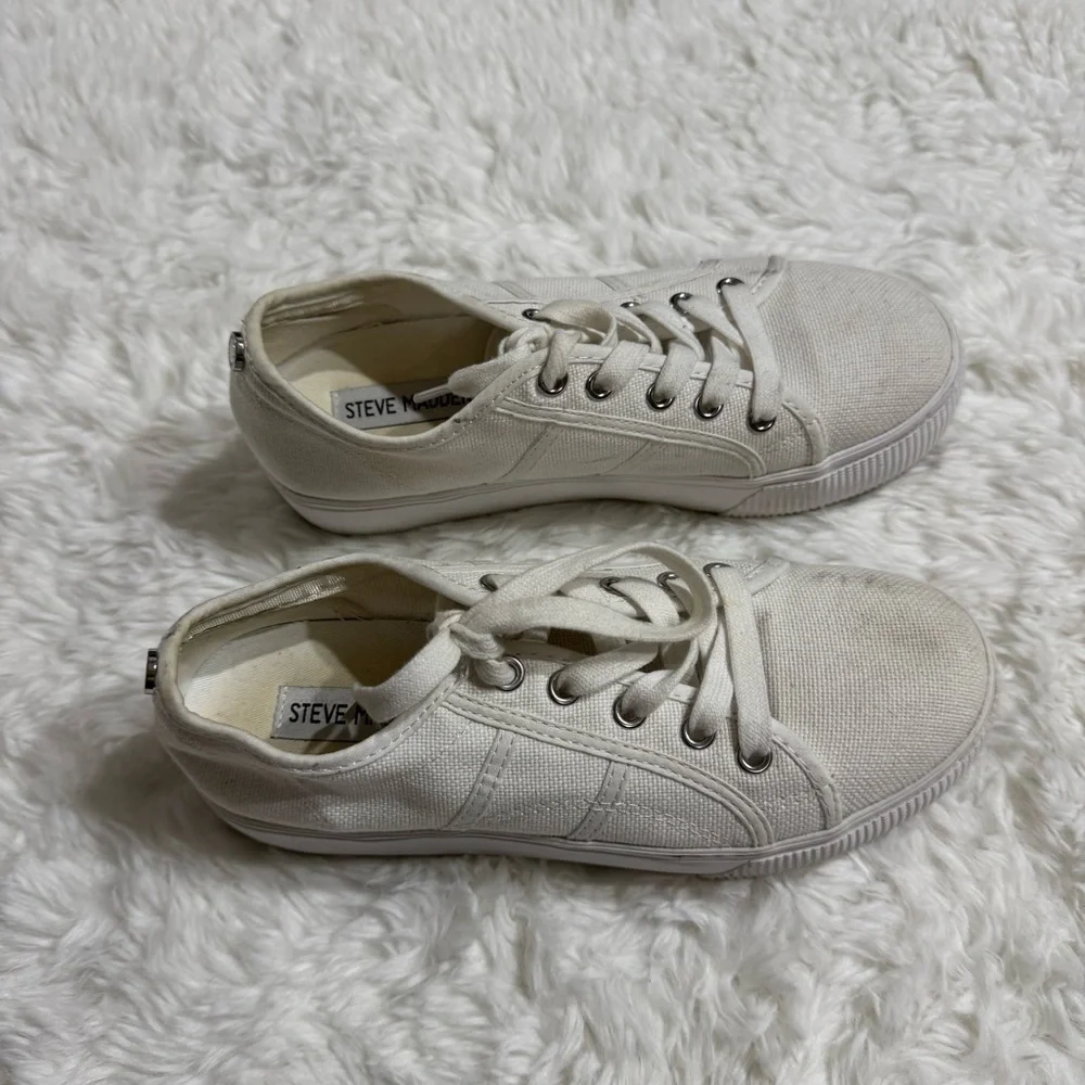 Steve Madden Emmi White Platform Tennis Shoes Size 6